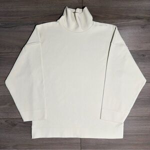 ZARA thick fabric boxy Cream Turtleneck Sweater